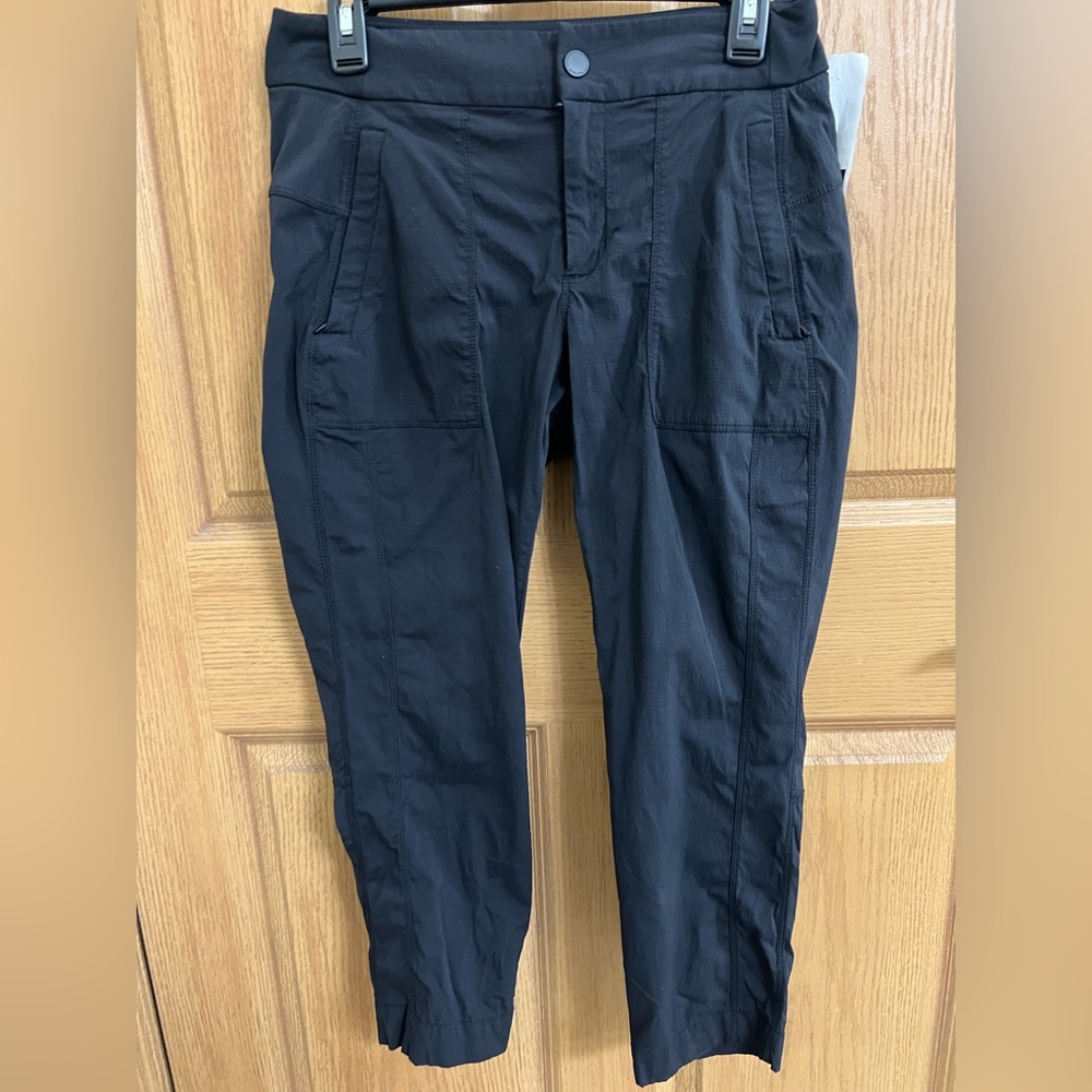 Athleta Trekkie Crop Pant